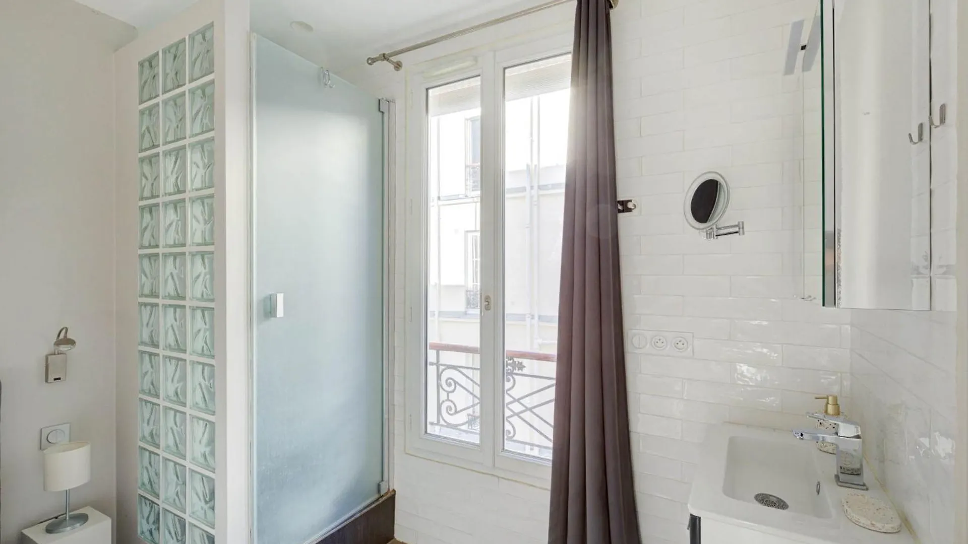 Bnbnova - Eiffel Tower & Invalides - 1Br Paris