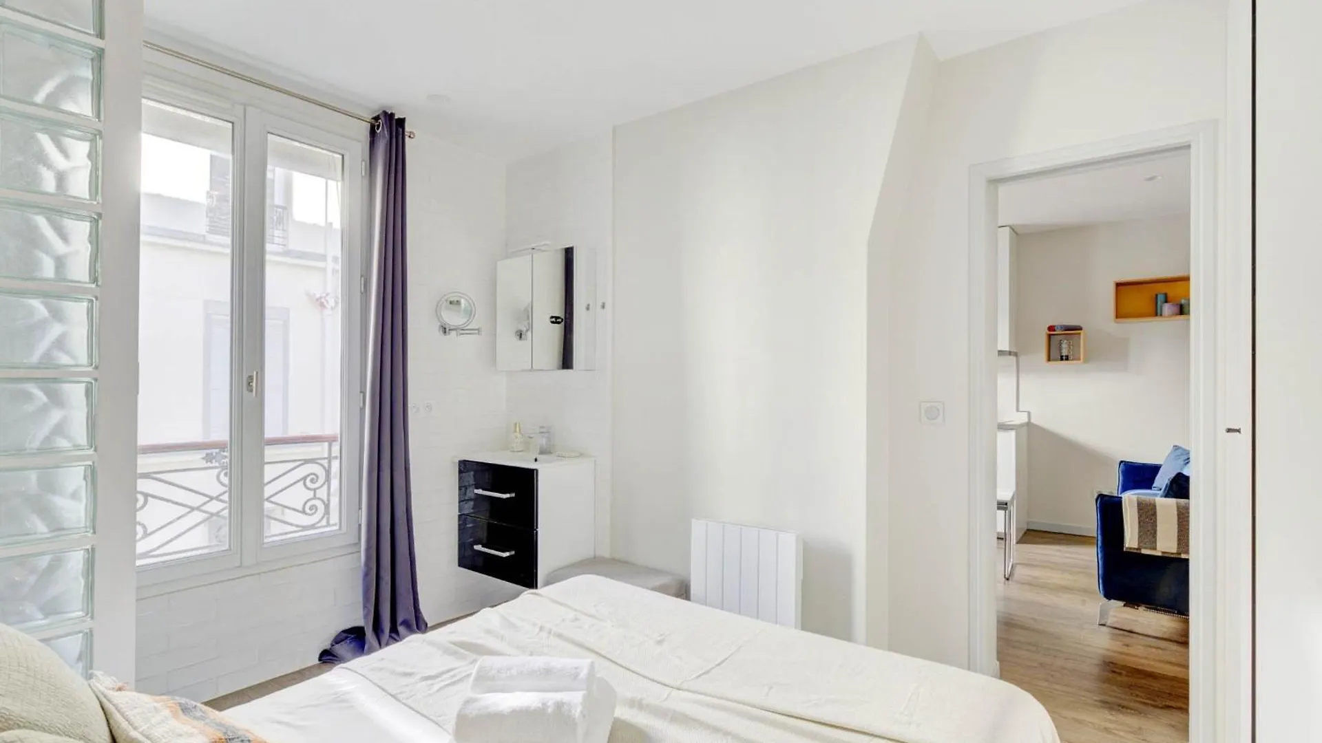 Apartment Bnbnova - Eiffel Tower & Invalides - 1Br Paris